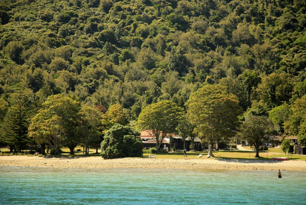 Furneaux Lodge Endeavour Inlet Exteriör bild