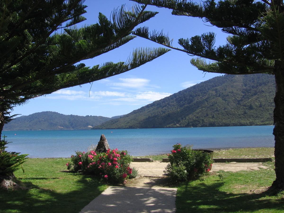 Furneaux Lodge Endeavour Inlet Exteriör bild